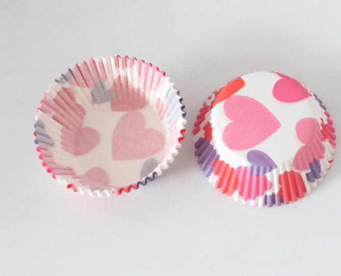 烘焙小帮手 揭秘蛋糕托、马芬蛋糕杯与烘焙纸杯的妙用与选择